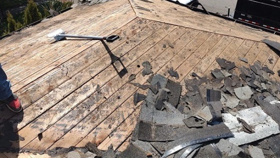 4 Roof Repair Services